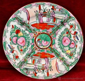 Antigüedades: PLATO DE PORCELANA ORIENTAL PINTADO Y ESMALTADO A MANO. SELLADO EN BASE